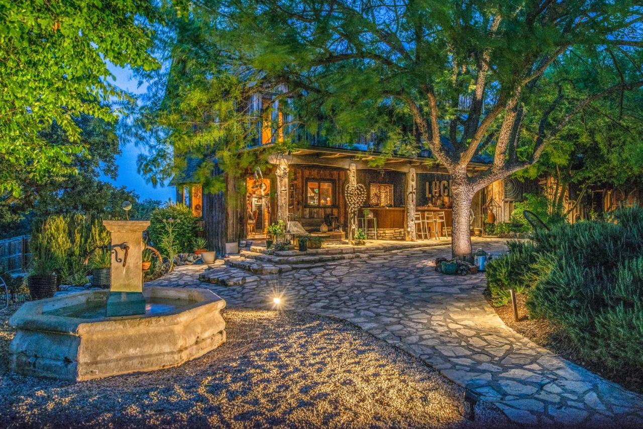 פאסו רובלס Inn Paradiso מראה חיצוני תמונה